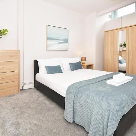 Wistaston House By Yourstays 5 Double Bedrooms And 2 Bathrooms, Great For Groups! Book Now! Crewe Luaran gambar