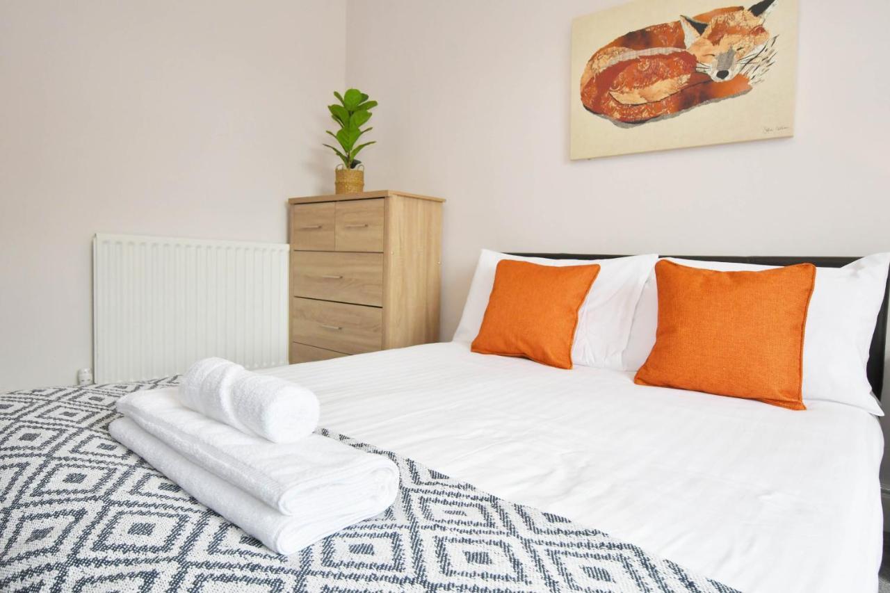 Wistaston House By Yourstays 5 Double Bedrooms And 2 Bathrooms, Great For Groups! Book Now! Crewe Luaran gambar